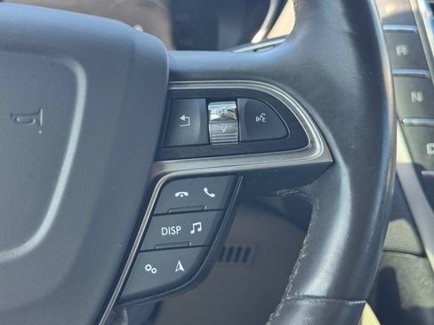 Used 2020 Lincoln Nautilus Reserve AWD/4WD image 22