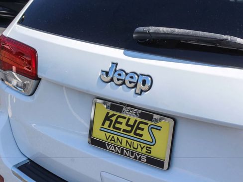 Used 2014 Jeep Grand Cherokee Limited RWD image 9