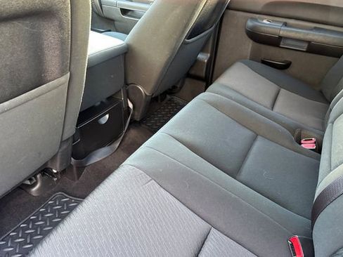 Used 2013 Chevrolet Silverado 2500 LT w/ Interior Plus Package image 14