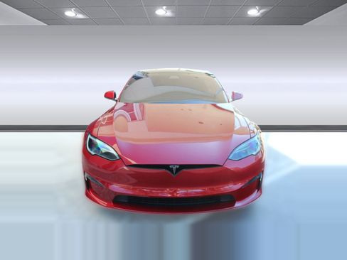 Used 2022 Tesla Model S AWD image 5