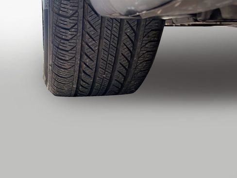 Used 2025 Mercedes-Benz GLB 35 AMG 4MATIC image 41