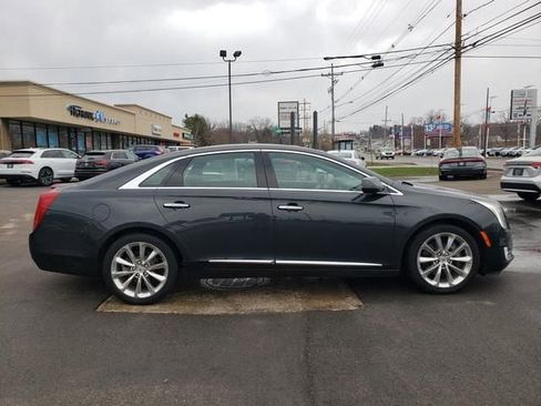 Used 2013 Cadillac XTS Luxury w/ Driver Awareness Package image 2