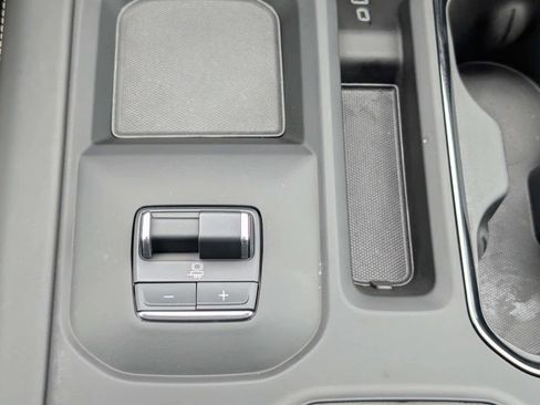 Certified 2024 GMC Sierra 2500 AT4X image 28