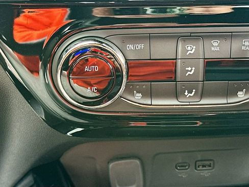 New 2026 Chevrolet Trax RS w/ Driver Confidence Package FWD image 21