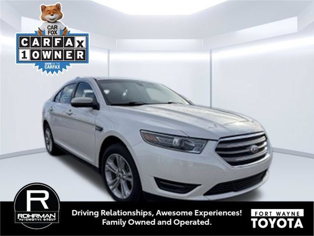 Used 2015 Ford Taurus SEL FWD image 1