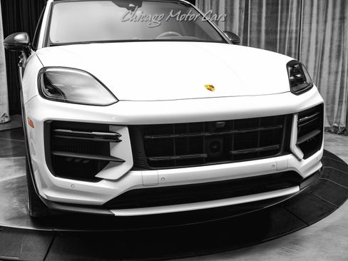 Used 2024 Porsche Cayenne Turbo GT AWD/4WD image 54