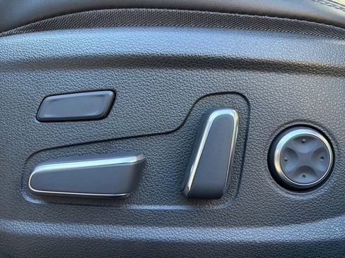 Used 2023 Hyundai Santa Fe Calligraphy image 15