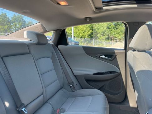 Used 2024 Chevrolet Malibu LT FWD image 35