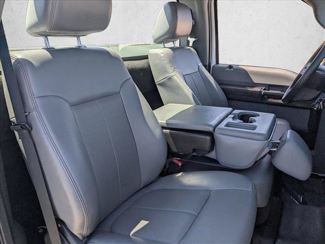 Used 2016 Ford F550 2WD Regular Cab Super Duty image 11