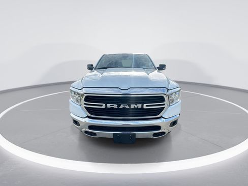 Used 2019 RAM 1500 Big Horn AWD/4WD image 3