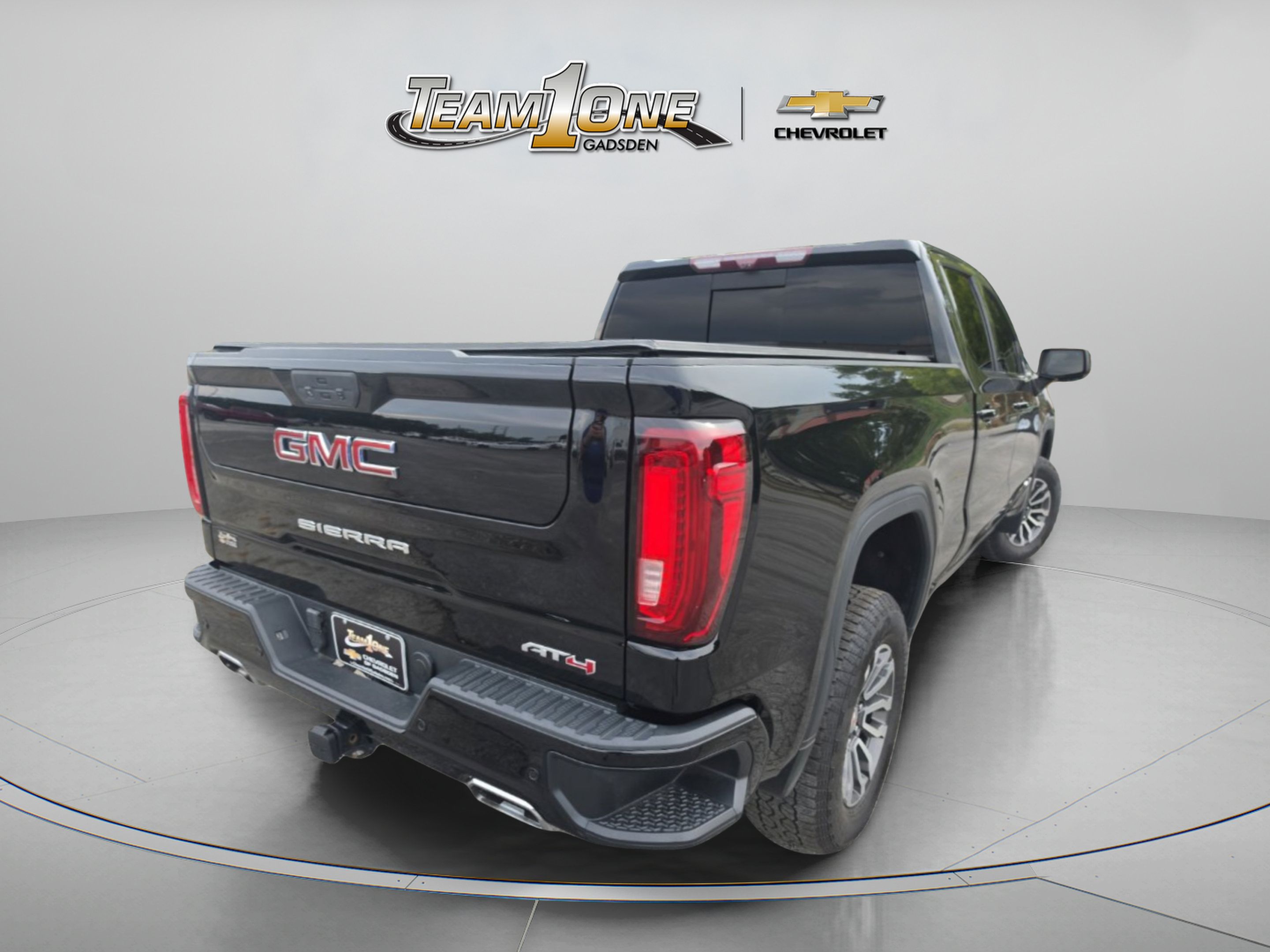 Used 2021 GMC Sierra 1500 AT4 w/ AT4 Value Package AWD/4WD image 8