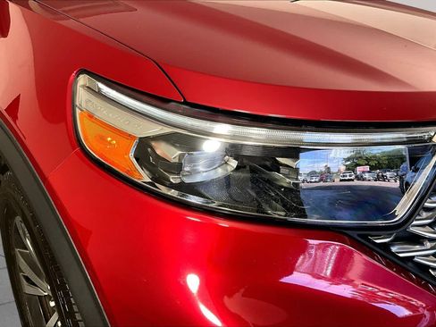 Used 2020 Ford Explorer Platinum w/ Premium Technology Package AWD/4WD image 27