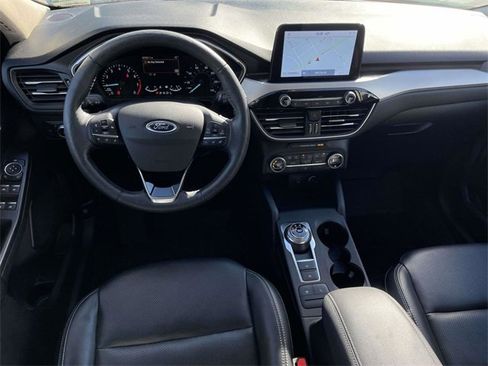 Certified 2020 Ford Escape SEL image 4