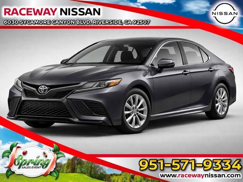 Used 2022 Toyota Camry XSE image 1
