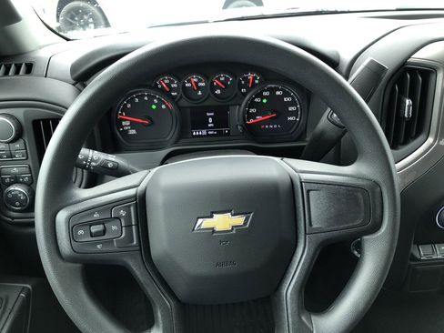 Used 2026 Chevrolet Silverado 1500 Custom image 15