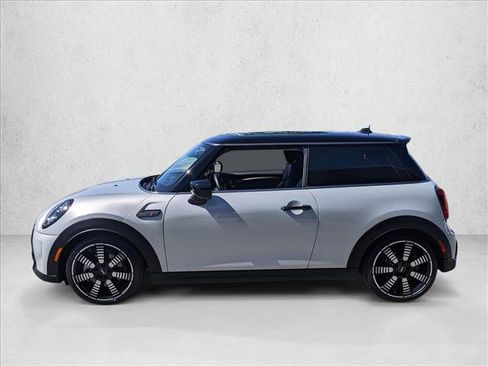 Certified 2023 MINI Cooper S FWD image 9