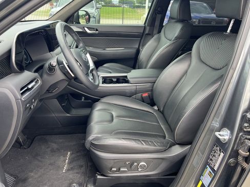 Used 2023 Hyundai Palisade Calligraphy w/ Cargo Package FWD image 8