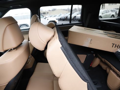 New 2026 Hyundai Santa Fe Limited image 17