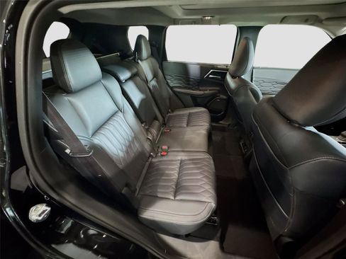 New 2026 Mitsubishi Outlander SEL image 25