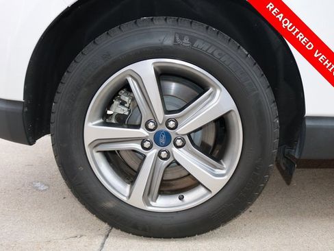 Used 2022 Ford Edge SEL w/ Convenience Package image 11