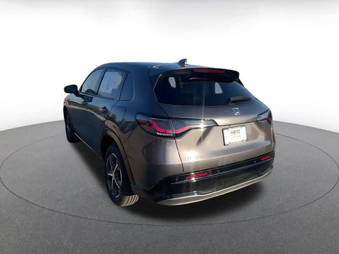 Used 2025 Honda HR-V EX-L image 11