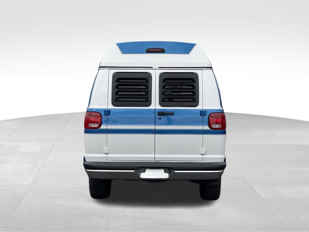 Used 2002 Dodge B1500 RWD image 14