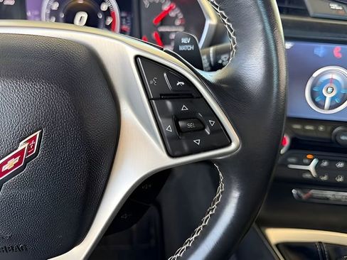 Used 2015 Chevrolet Corvette Stingray Convertible image 26