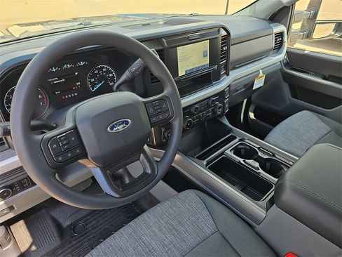 New 2026 Ford F350 XLT w/ 360-Degree Camera Package image 15