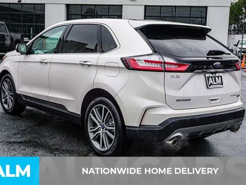 Used 2019 Ford Edge Titanium w/ Cold Weather Package image 4