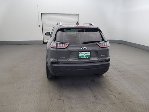 Used 2019 Jeep Cherokee Latitude Plus AWD/4WD image 6