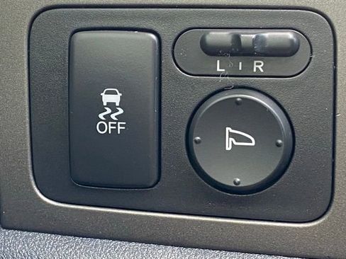 Used 2011 Honda CR-V SE image 14