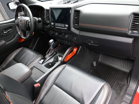 Used 2023 Nissan Frontier PRO-4X w/ Pro-4X Premium Package image 37