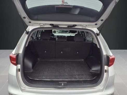 Used 2020 Kia Sportage LX image 20