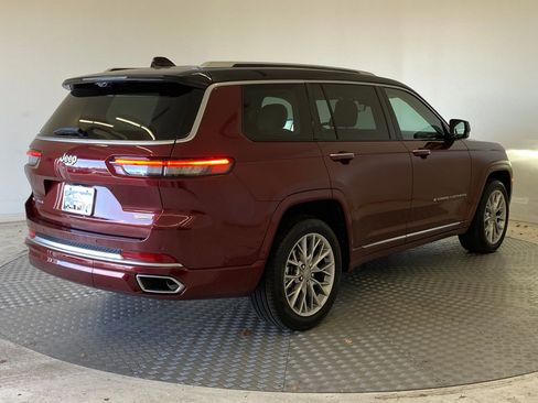 Used 2022 Jeep Grand Cherokee L Summit w/ Advanced Protech Group IV image 8