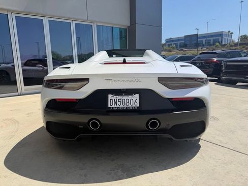 Used 2023 Maserati MC20 Spyder RWD image 7