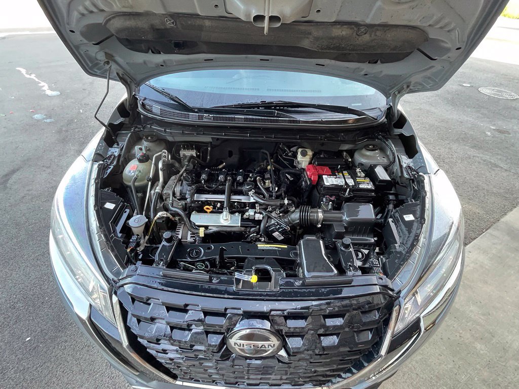 Used 2021 Nissan Kicks SR w/ SR Premium Package FWD image 32
