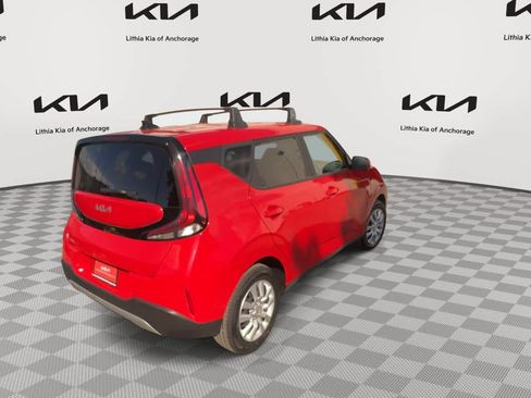 Used 2023 Kia Soul LX FWD image 8