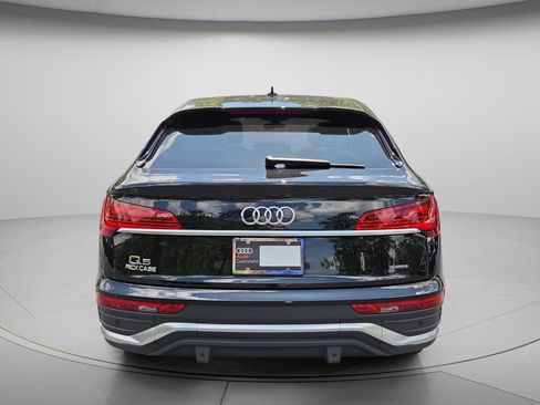 Used 2024 Audi Q5 2.0T Premium w/ Convenience Package AWD/4WD image 5
