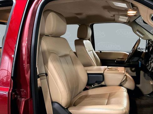 Used 2014 Ford F250 Lariat w/ Chrome Package image 16