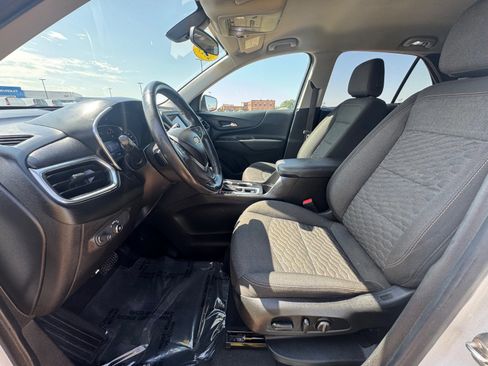 Used 2019 Chevrolet Equinox LT image 9
