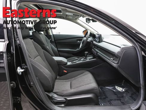 Used 2024 Honda Accord EX image 23
