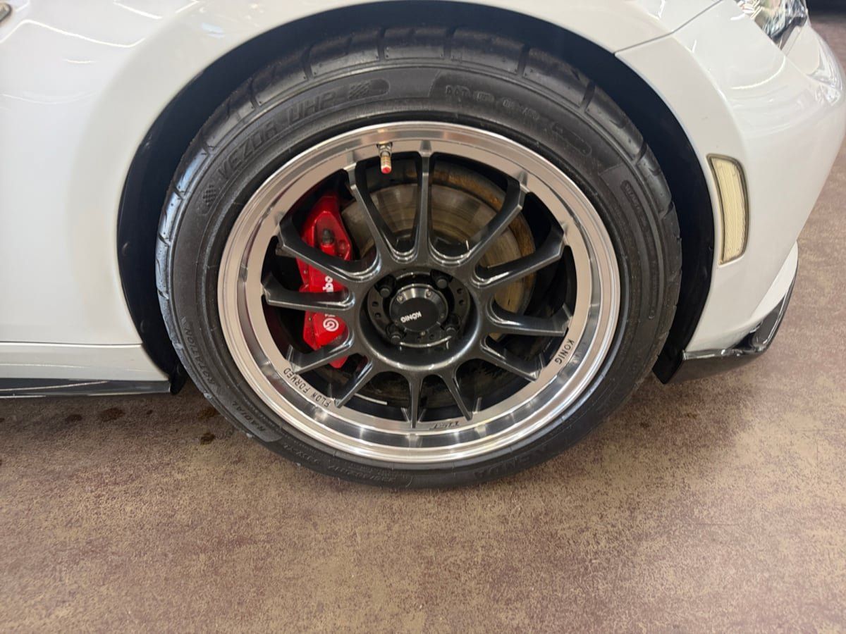 Used 2017 MAZDA MX-5 Miata Club w/ Brembo/BBS Package RWD image 23