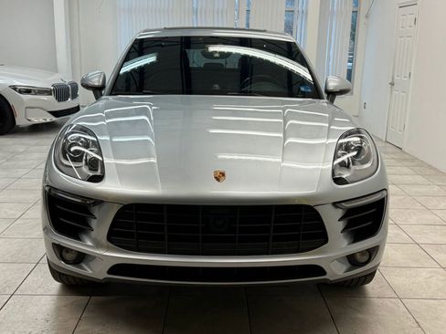 Used 2018 Porsche Macan S image 2