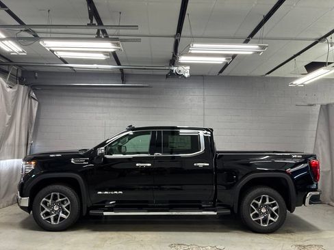 New 2026 GMC Sierra 1500 SLT w/ SLT Premium Plus Package AWD/4WD image 29