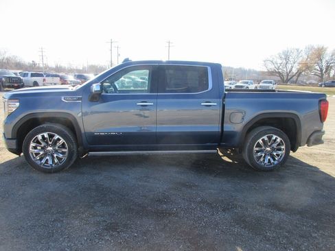 New 2026 GMC Sierra 1500 Denali w/ Denali Reserve Package image 10