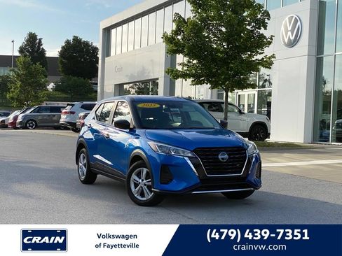 Used 2025 Nissan Kicks Play S FWD image 1