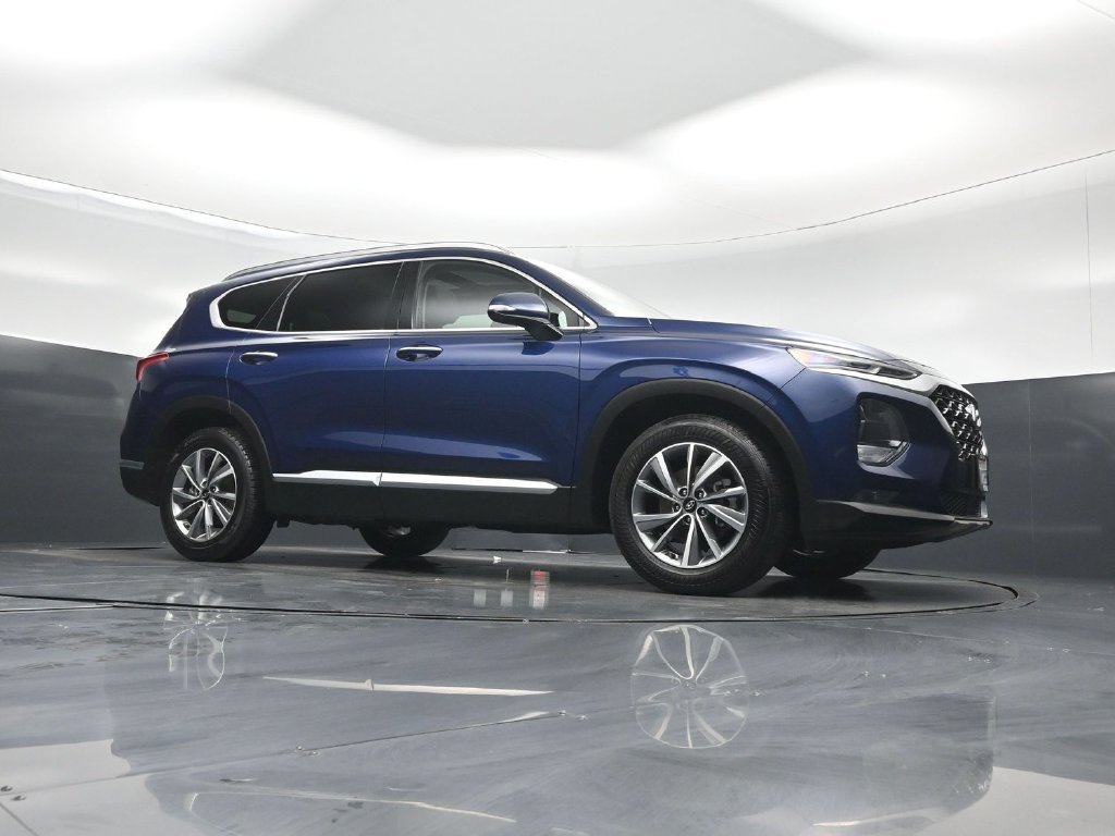 Used 2019 Hyundai Santa Fe AWD image 4