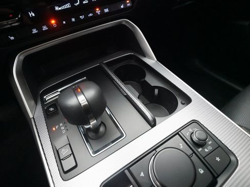 Certified 2025 MAZDA CX-90 Plug-In Hybrid w/Premium Sport image 18