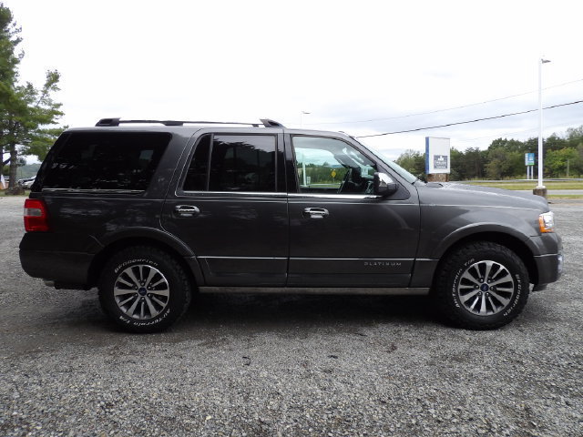 Used 2015 Ford Expedition Platinum AWD/4WD image 6