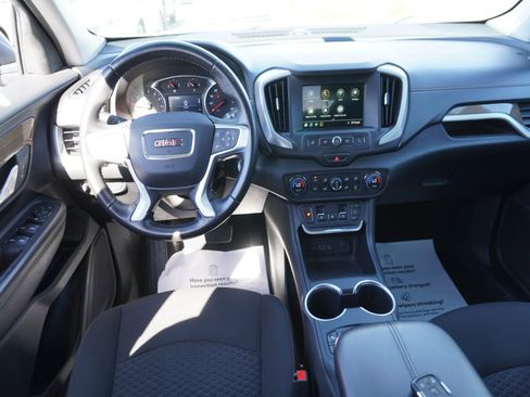 Used 2019 GMC Terrain SLE w/ Driver Convenience Package FWD image 2